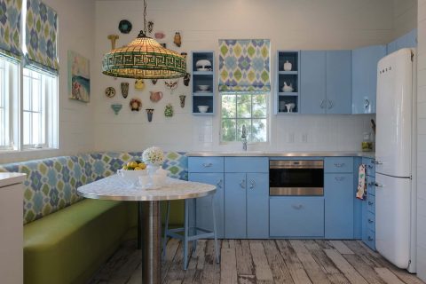 A Boheme Design - Blue Mountain Beach Funky Retro Carriage House